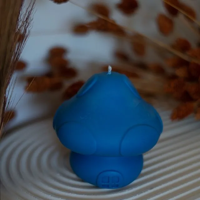 Smurfette Candle