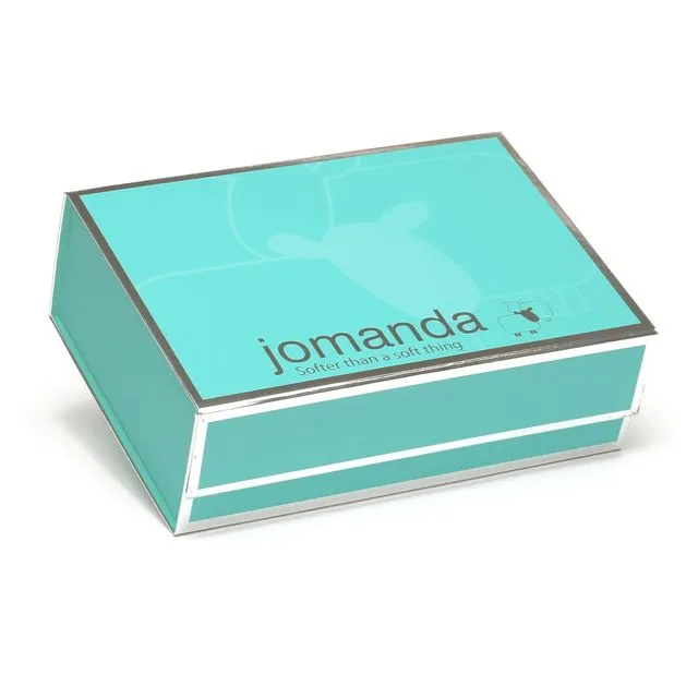 Gift Box With Magnetic Lid