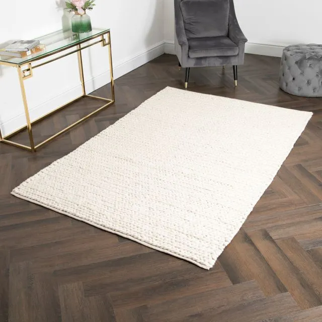 Cream Knitted Large Wool Rug (160 x 230cm)