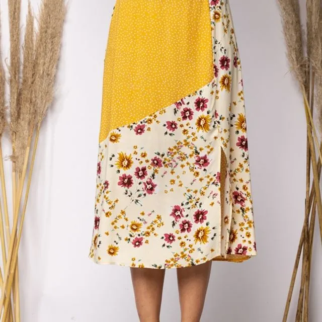 OFF WHITE YELLOW FLORAL PRINT WOVEN SKIRT BH6781