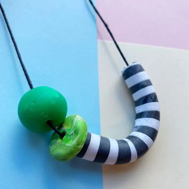 Stripes tube necklaces green 2