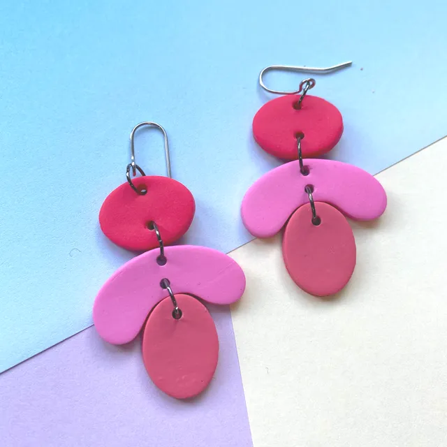 Petals Wire Dangle Earrings pink