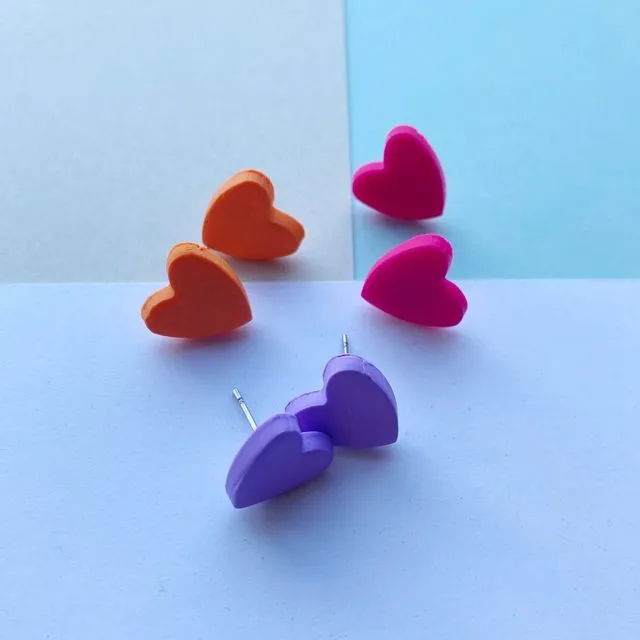 All you need is love - Heart shaped studs purple cerise and orange
