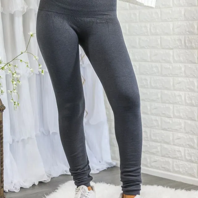 High Waist Compression Leggings with French Terry Lining. Black