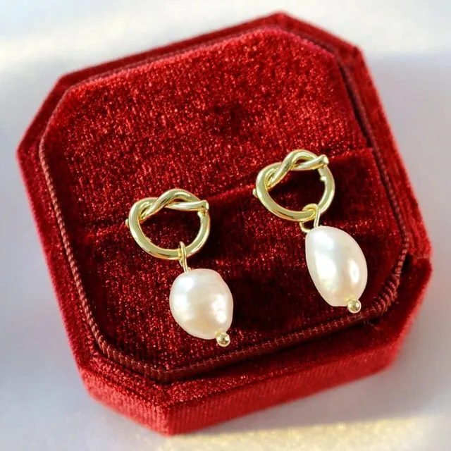 “Isabella” | 18K Freshwater Pearl Stud Drop Earrings