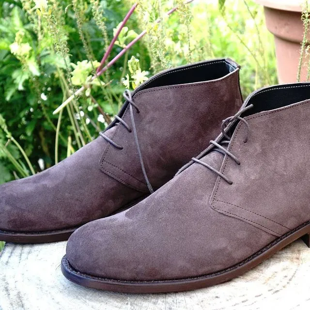 Manaslu Suede Chukka Boots - Leather Sole