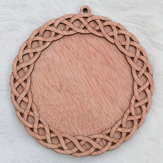 Celtic ring - Plywood WITH loop / hanger