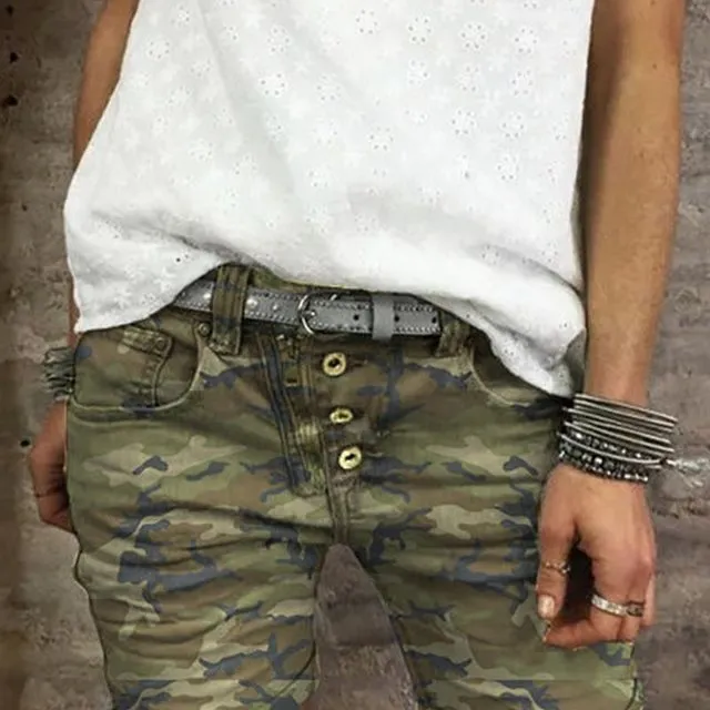 Multi-buttoned Camouflage Denim Shorts