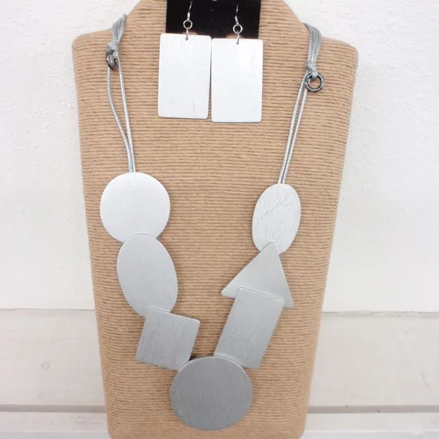 Necklace and Earrings Set 19872