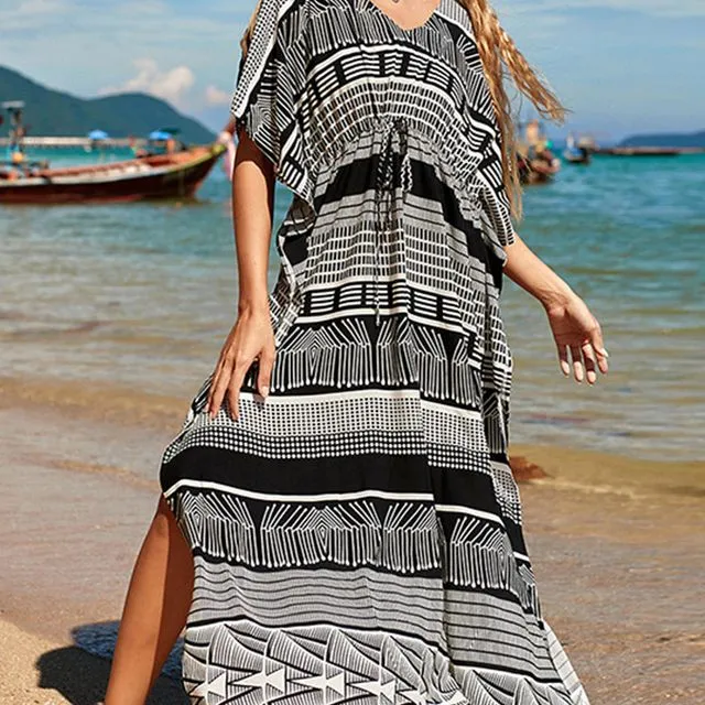 Black and white geometric pattern beach dress