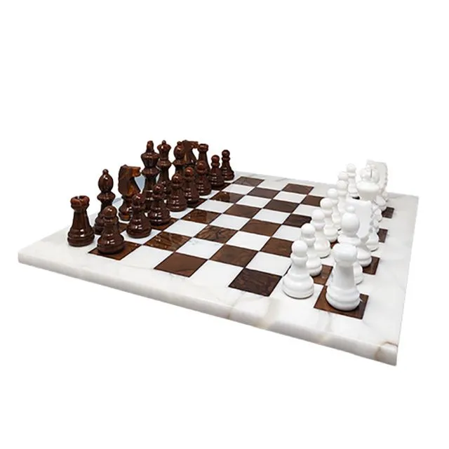 1970s Gorgeous Brown and White Chess Set in Volterra Alabaster Handmade. Made in Italy