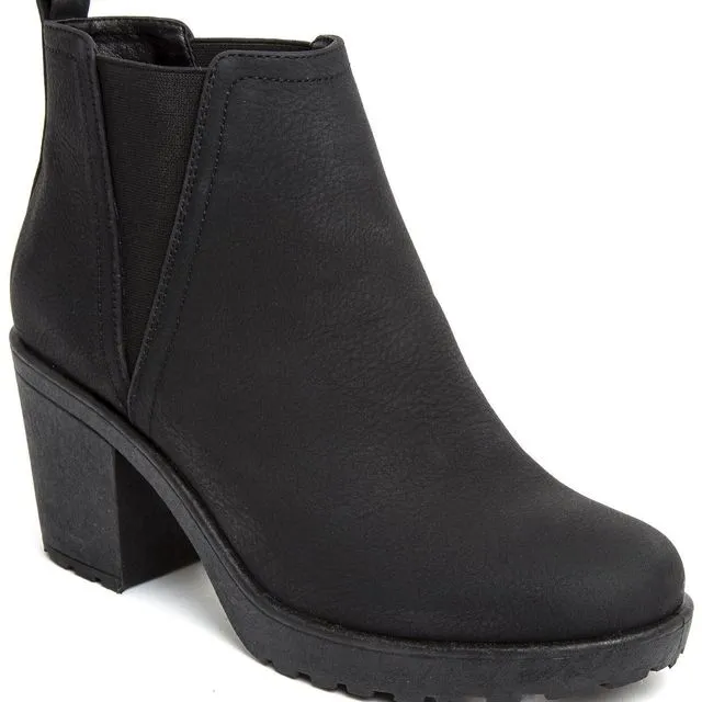 V Gusset Ankle Boot  - PU