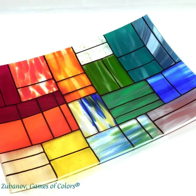 A decorative glass platter "Gentle color mix Rainbow"