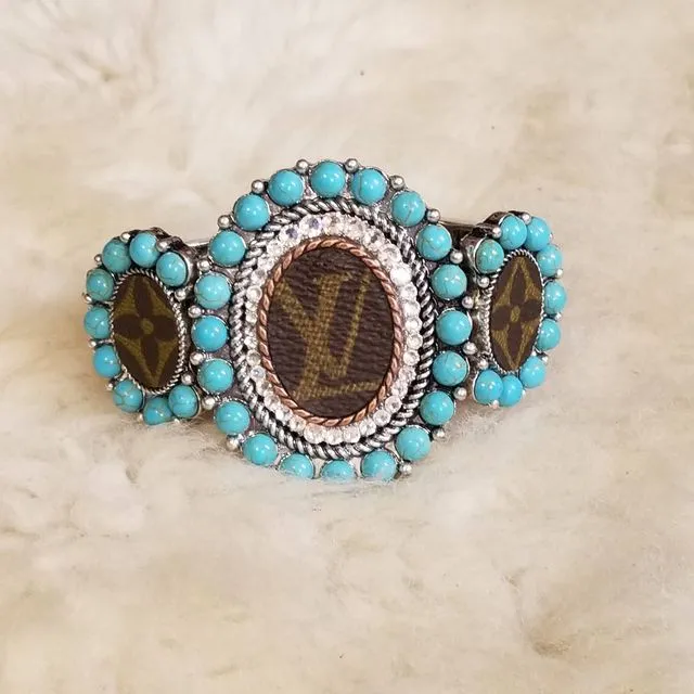Turquoise stone flower bracelet