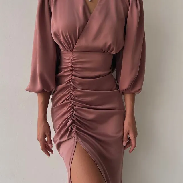 Eva Midi Ruched Dress (Pink)