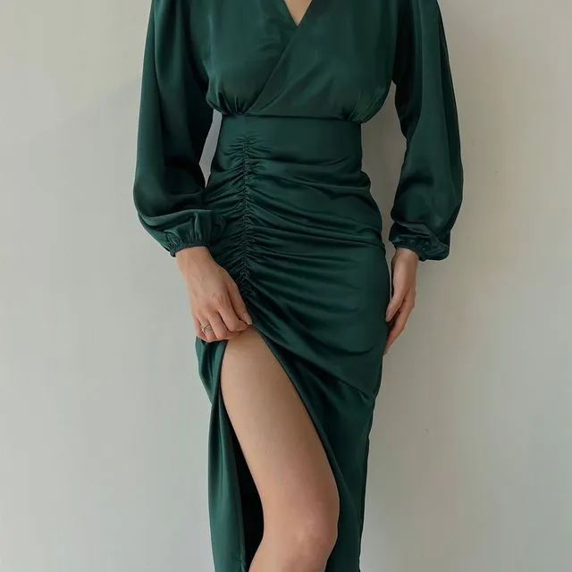 Eva Midi Ruched Dress (Green)