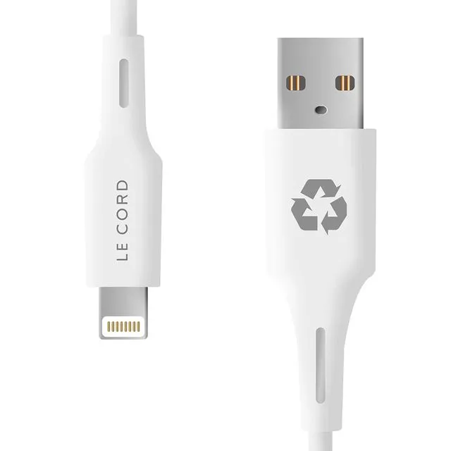 Foggy Snow iPhone Lightning cable · Made of recycled plastics