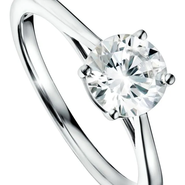 The Celia Ring - Created Brilliance 9ct White Gold 1.00ct Lab Grown Diamond Solitaire Ring