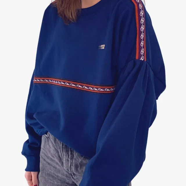 Oversized sweatshirt with Peruvian motifs Blue