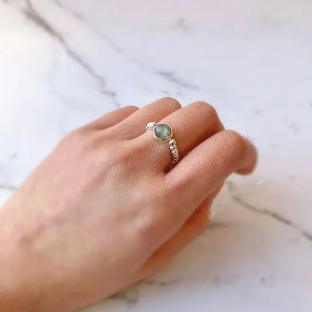 Gemstone 925 Silver Elastic Ring - Peridot (green)