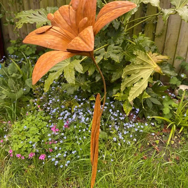 Lily metal garden flower 125cm