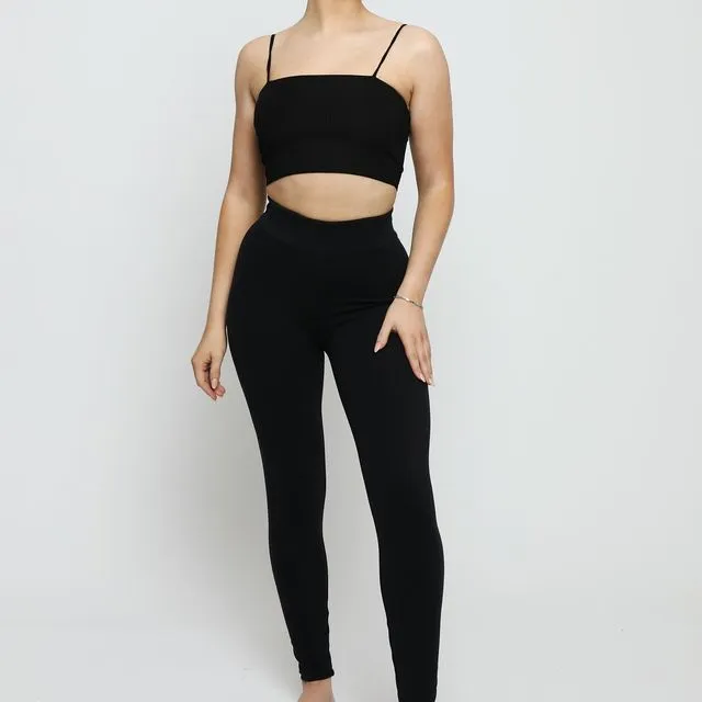 REGULAR FITTED LEGGING WITH DEEP WAISTBAND - SOLID BLACK