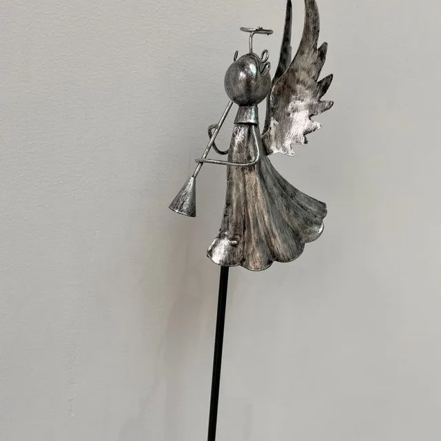 Handmade metal Angel silver on a pole for indoors or outdoors 9 x 9 x 92cm
