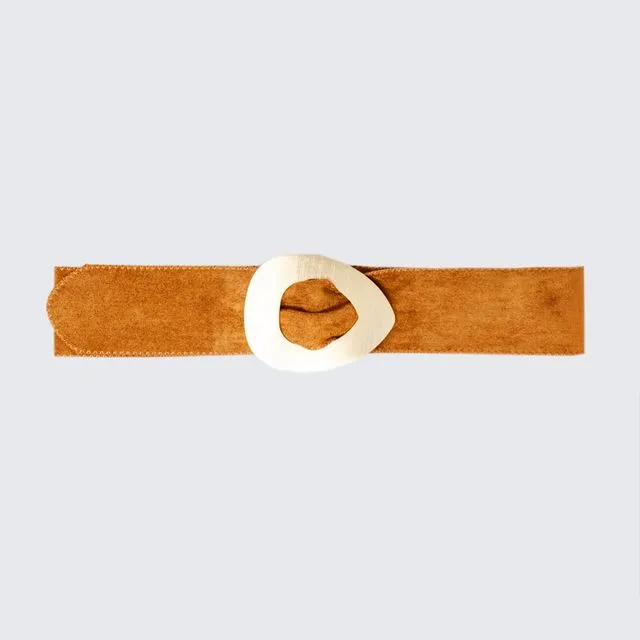 CAMEL SUEDE BELT WITH SQUARE BUCKLE
