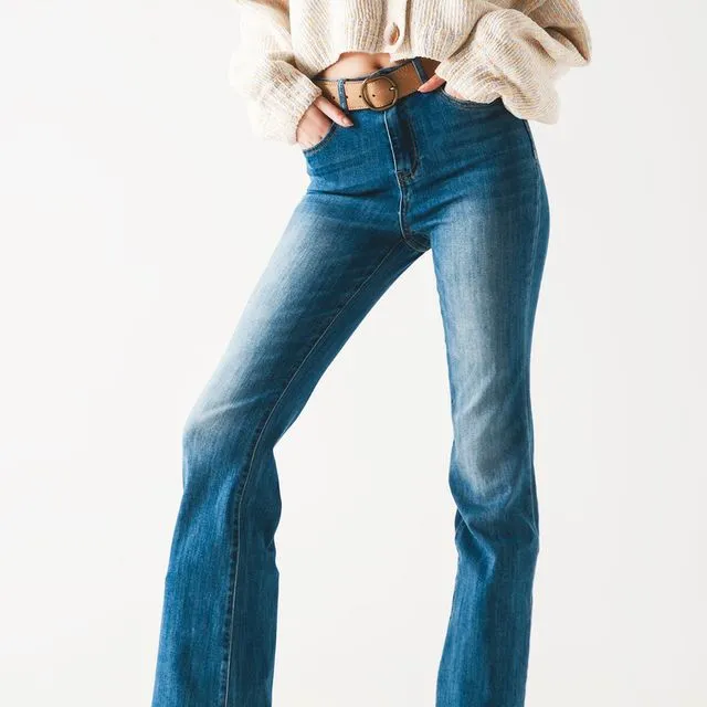 BOOTCUT FLARED HIGH WAISTED JEANS