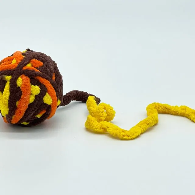 Kitty Cat Yarn Ball - Orange