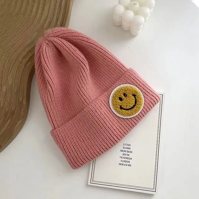Casual Pastel Tones Yellow Smile Patch Beanie (Rose)
