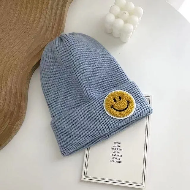 Casual Pastel Tones Yellow Smile Patch Beanie (Sky Blue)