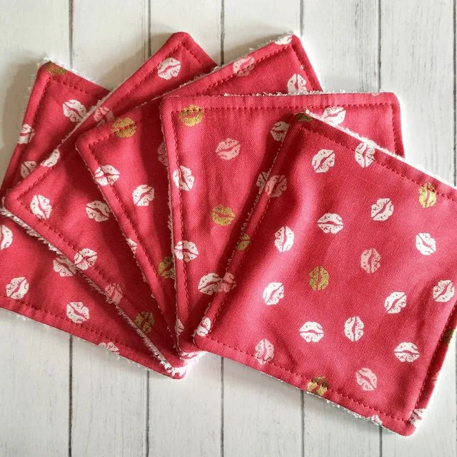 Reusable Bamboo Face Wipes, eco friendly cloths, make up remover pads - kisses