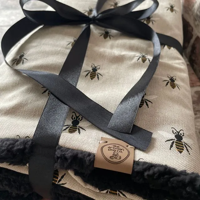 Luxury Dog Blanket - The Honey Bee Collection