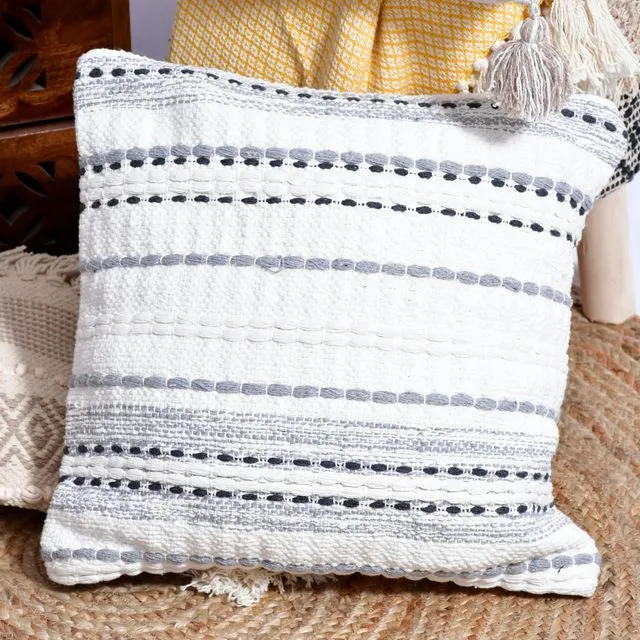 Charlotte Artisanal woven Handloom Cushion_textured decor