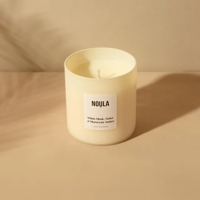 White Musk &amp; Moroccan Amber Candle