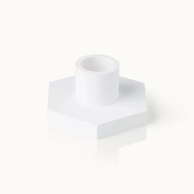 Candle holder in white