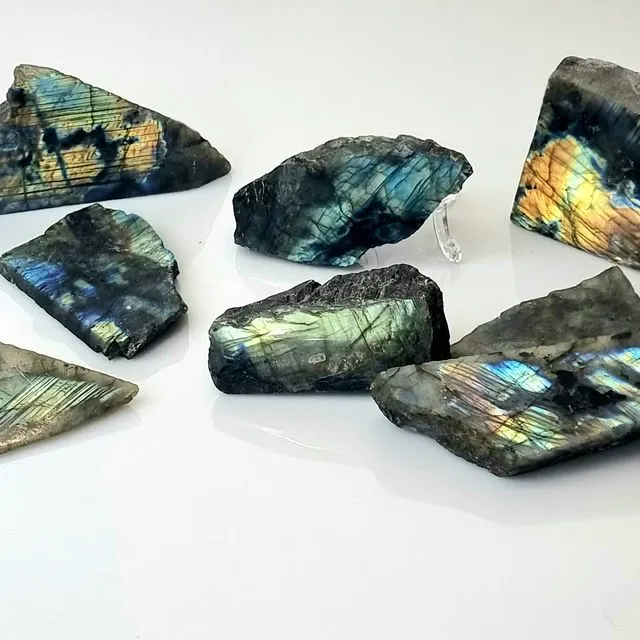 Labradorite Crystals Half Polished Slices - Lab bag 1kg