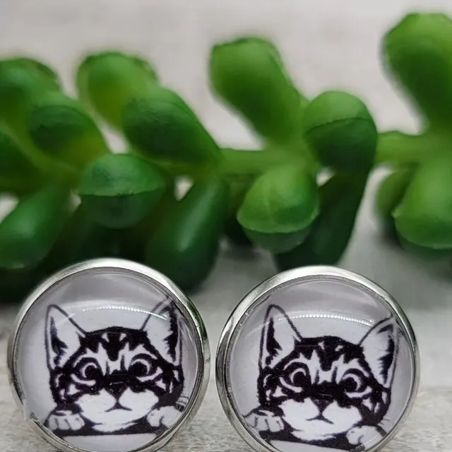 Peeping Cat || 12mm Glass Stud Earrings || Hypoallergenic
