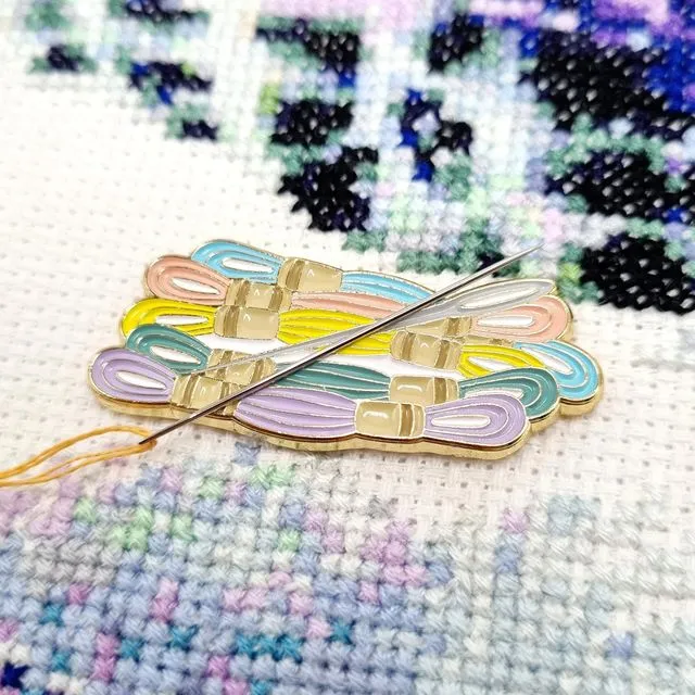 Needle & Thread Needle Minder for Cross Stitch, Embroidery & Sewing