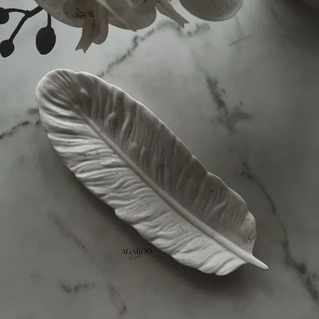 Handmade Jesmonite Big Feather Trinket Tray - Candle Holder - Home Decor - Jewelry Storage