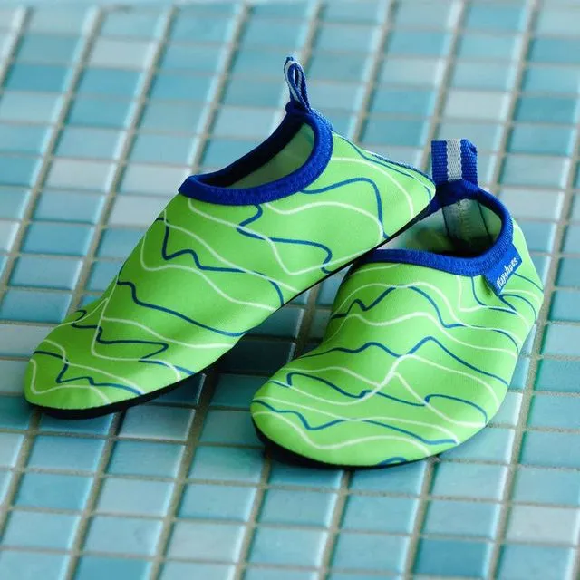 Green Playshoes baby and kids UV watershoes