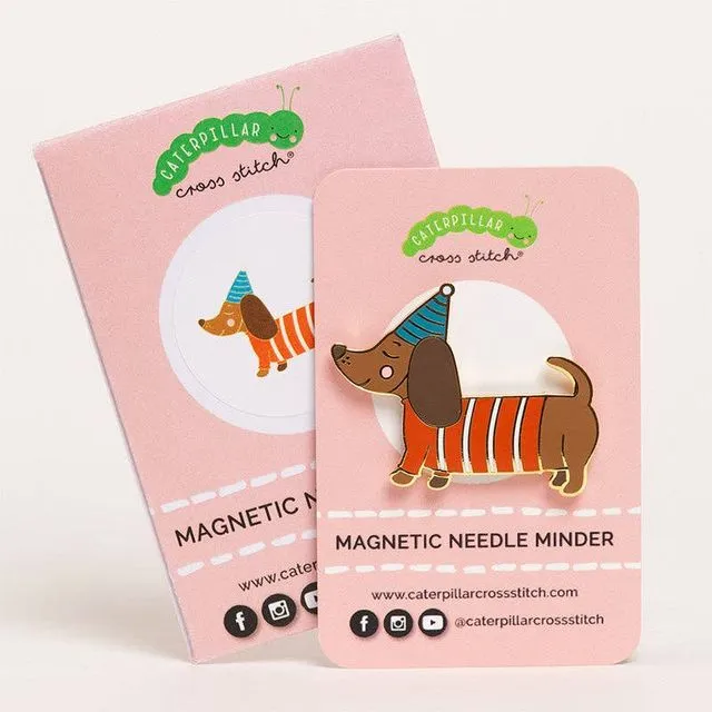 Sausage Dog Magnetic Needle Minder