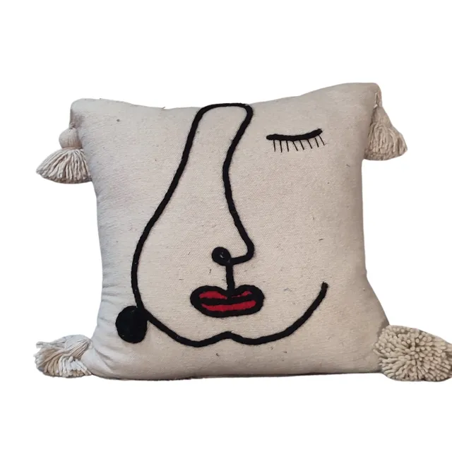 Berber Line Art Wool Pillow - 45x45cm Kiss Me
