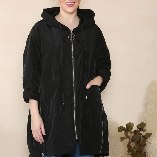 03766 - Black Adjustable size raincoat