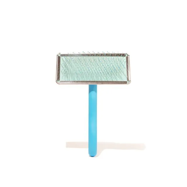 Slicker Brush Medium Bristle Blue