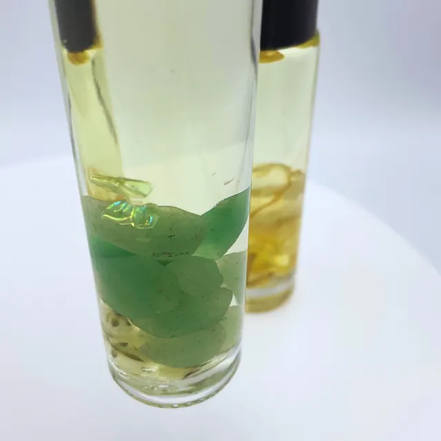 Tropical Splash Roll-on Fragrance with Essential Oils