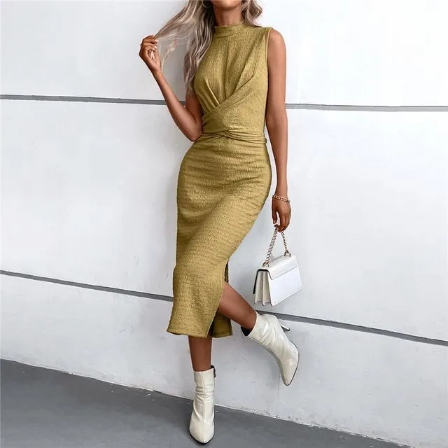 Solid Color Sleeveless Crewneck Tied Side Slit Bodycon Dress - GREEN