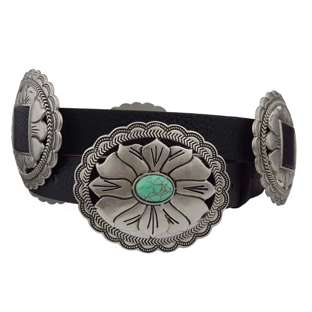 Western Oval Floral Concho in solid black or brown