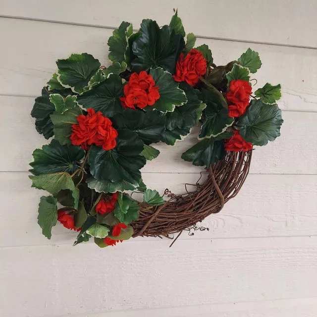 14 inch Geranium Wreath